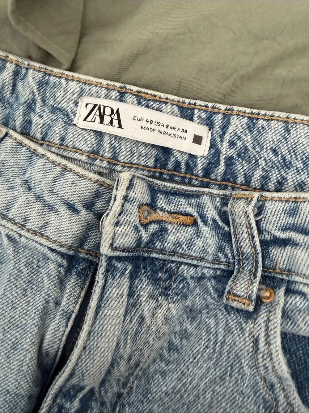 Zara Light Blue Straight-Leg Women’s Jeans